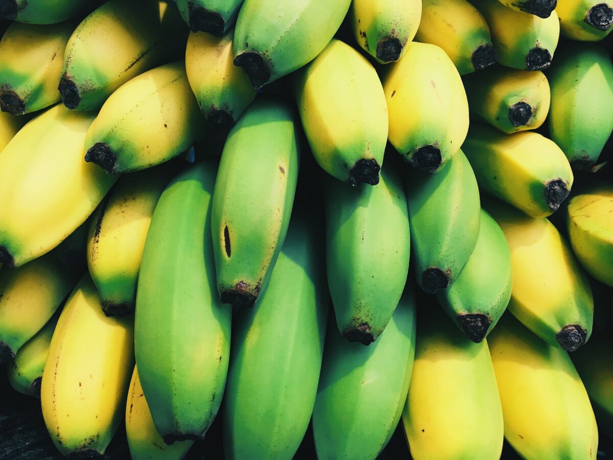 bananas-1836459_1920-1200x900.jpg